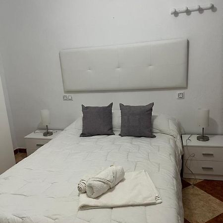 El Torreon 3 Apartamento Lora del Río Exterior foto